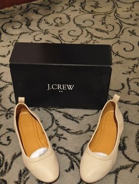 J.Crew Women's Cream Ballet Flats with Pull Tab
